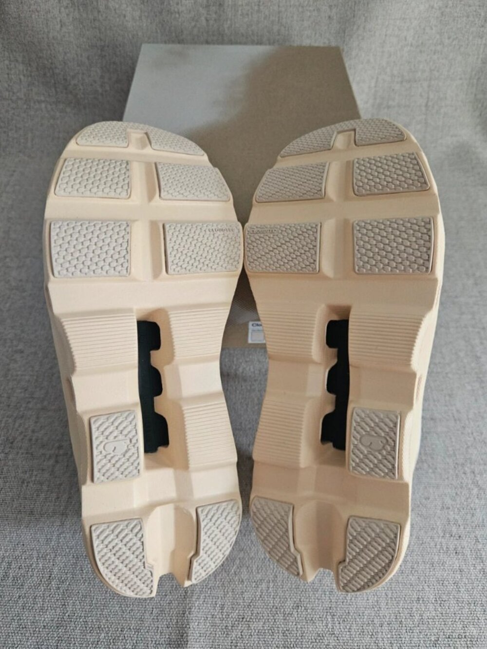 On Cloudmonster 1 Dew/Blonde Women’s US 6.5 - Picture 7 of 8